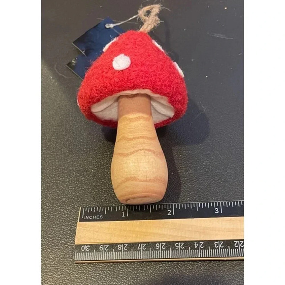 Red White Gnome Toadstool Mushroom Christmas Ornaments Set Of 2 Felt Wood #1 NEW - Picture 5 of 5